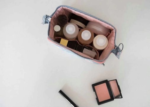 Alternative view of Kleine Kosmetiktasche