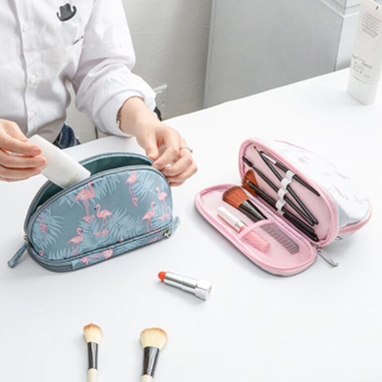 Kosmetiktasche mit 2 Fächern