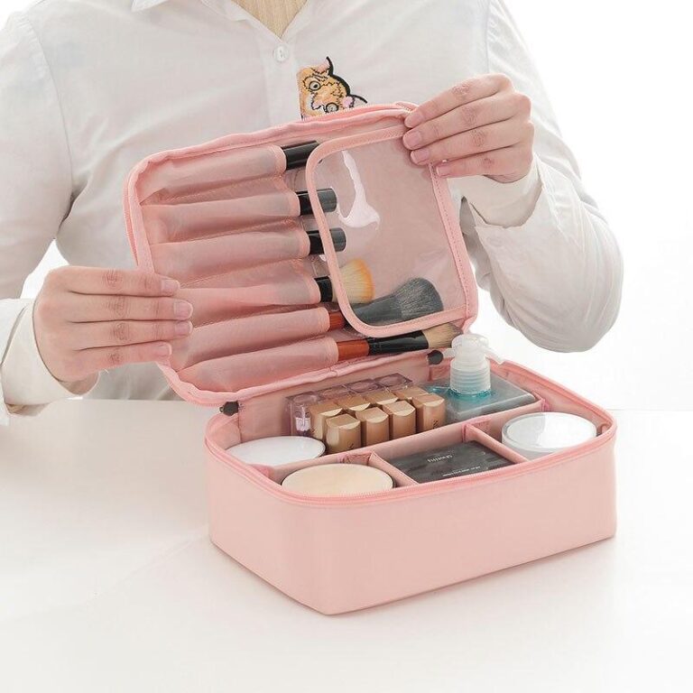 Alternative view of Kosmetiktasche mit Fach