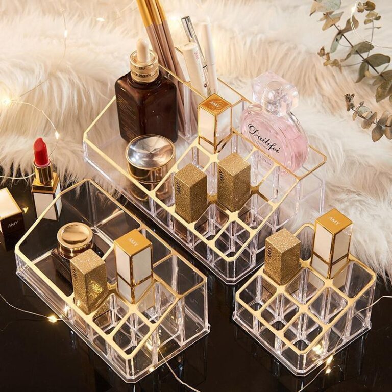 Alternative view of Make-up Organizer