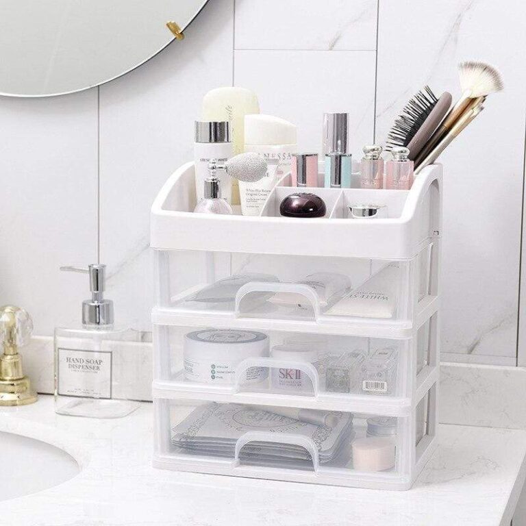 Make-up Organizer aus Plastik
